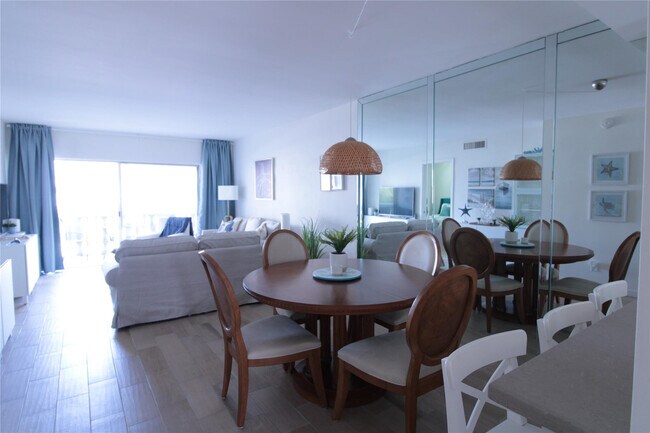 Photo - 440 Paradise Isle Blvd Unit 304