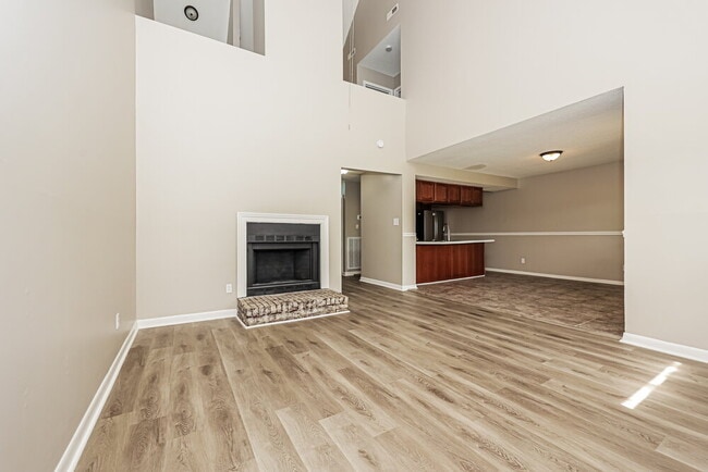 Photo - 110 Bland Dr