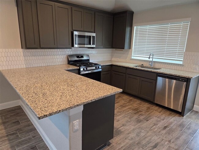 Building Photo - 105 Riverhill Dr Rental