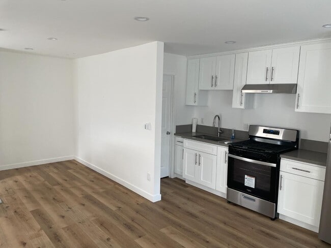 Photo - 5550 Sierra Vista Ave