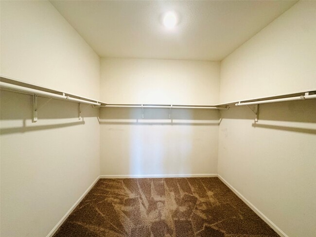 Photo - 1013 Pitch Pne Ct