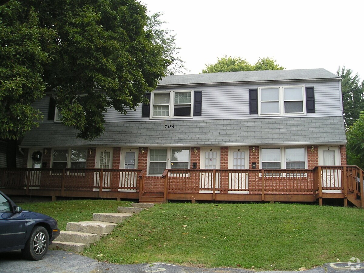 Photo - 704 Motter Ave