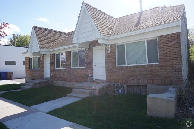 Building Photo - 500 E. Duplex Unit 1546 Rental