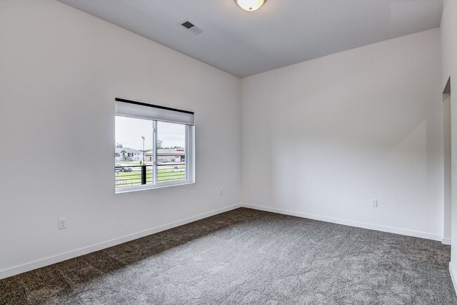 1270 3rd Street East