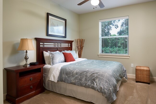 Photo - Riverbend Apartments