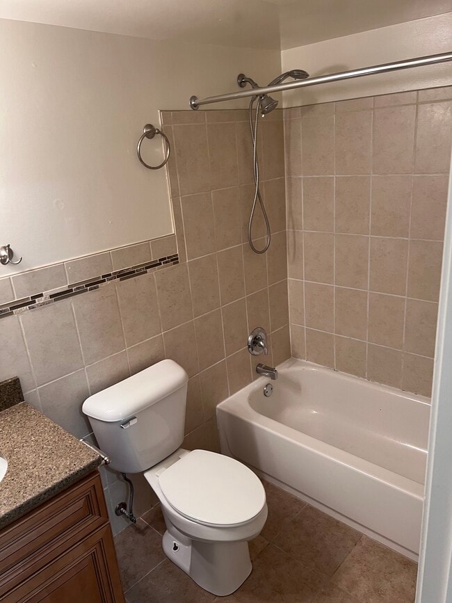 Photo - 534 E Washington St