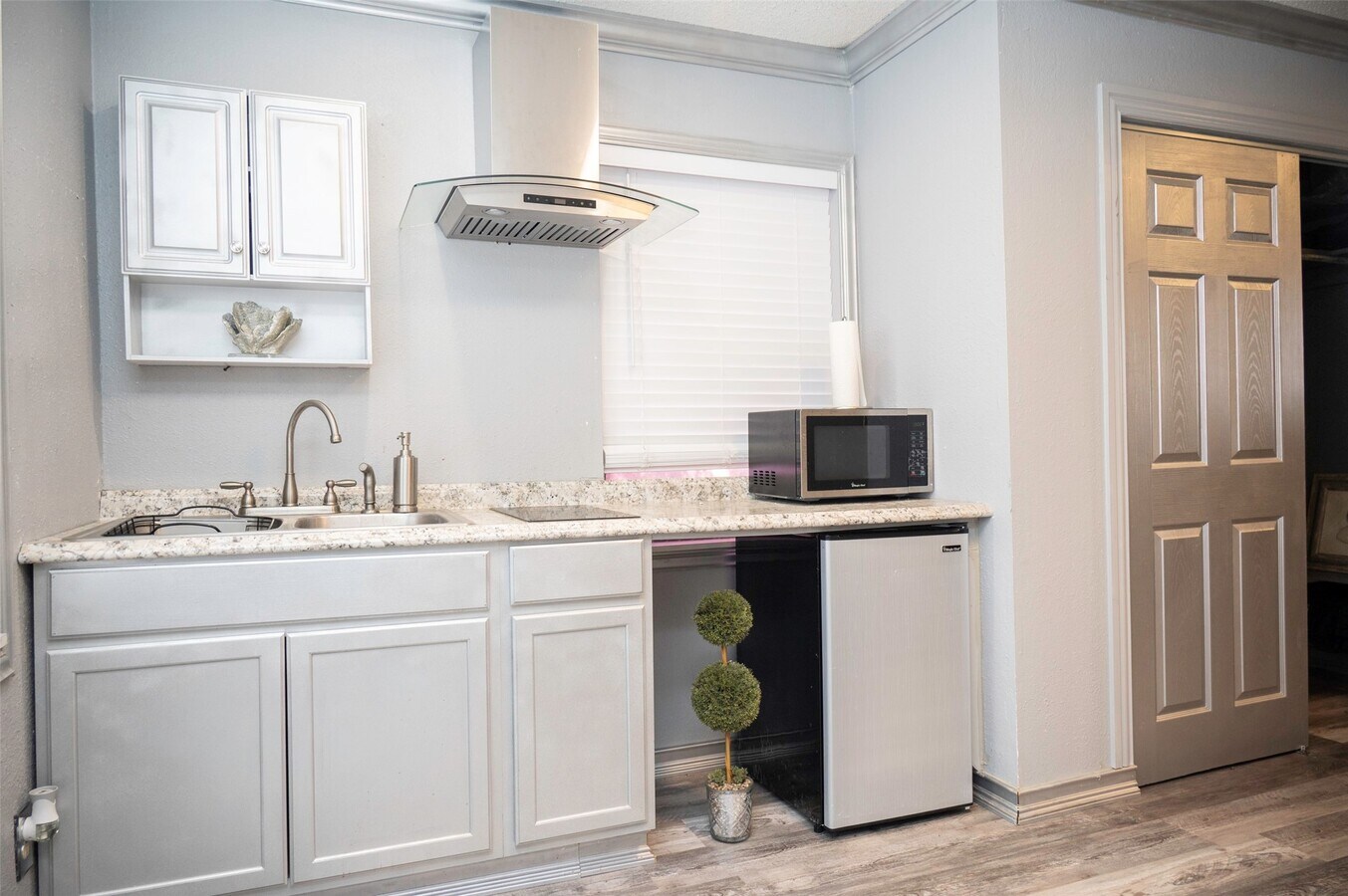 Photo - 1015-1011 11th St