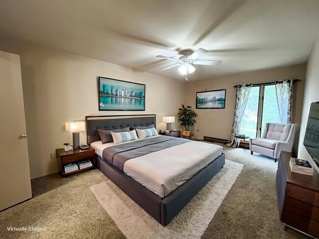 Photo - 1818 E Shorewood Blvd Unit 310