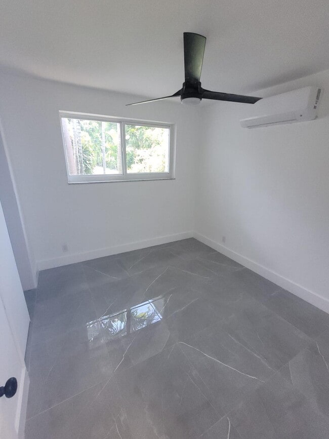 Photo - 2823 Polk St