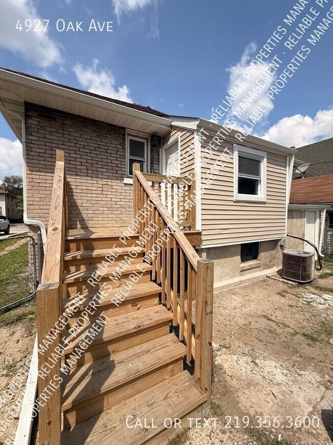 Photo - 4927 Oak Ave