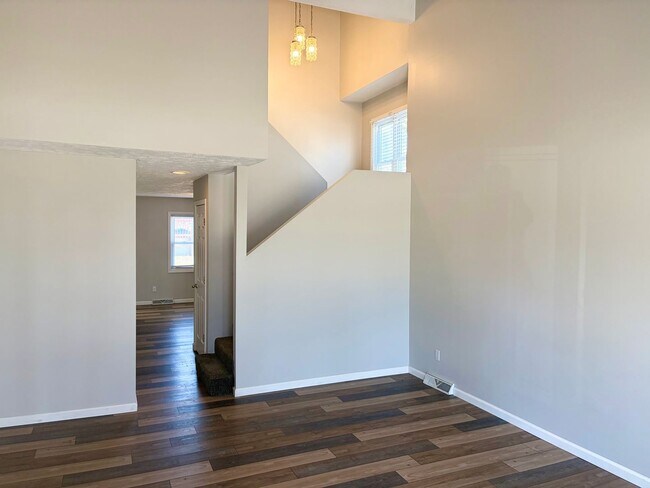 Photo - Spacious & Unique Contemporary Home – Perfect for Entertaining and Family Living!