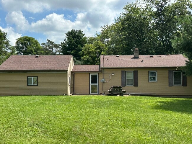 Photo - 1120 Bomar Ln