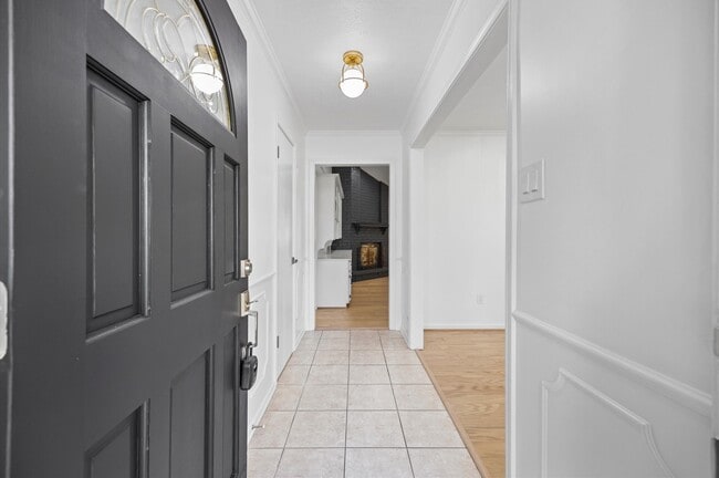 Photo - 25 Little John Ln