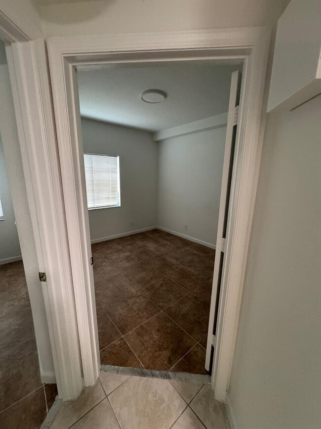 Photo - 1161 Golden Lakes Blvd