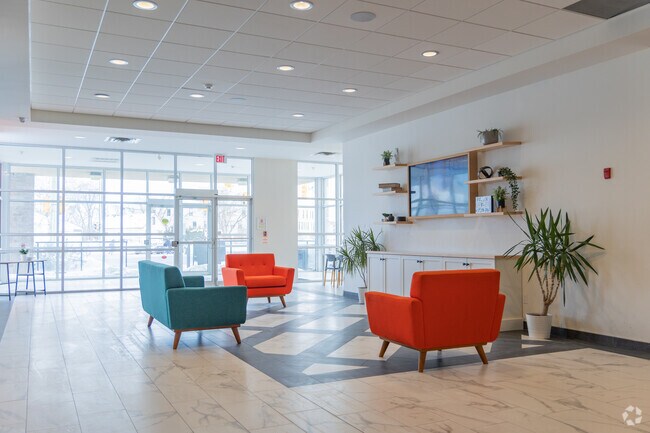 Lobby - 17Hundred - Student Living