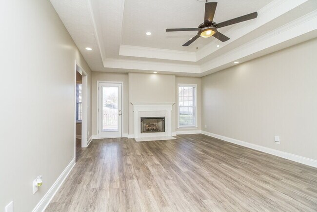 Photo - 713 Almondwood Pl