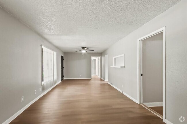 Building Photo - 7306 Parker Rd Rental