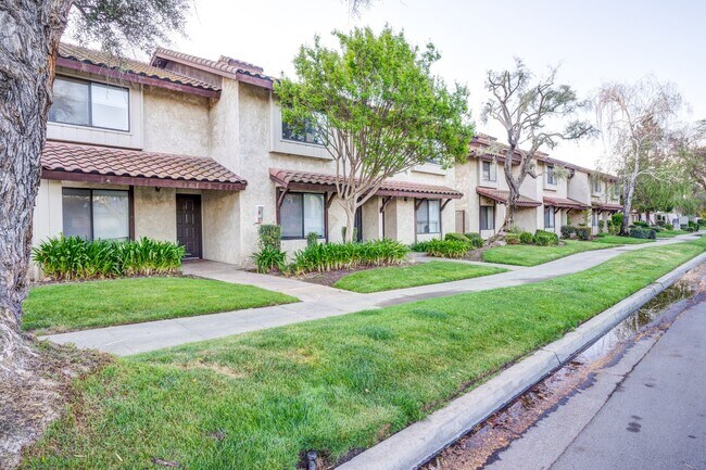 Riverwoods Apartments