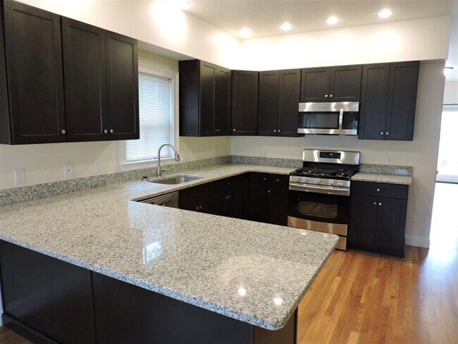 Photo - 6 Emmons Pl Unit 1