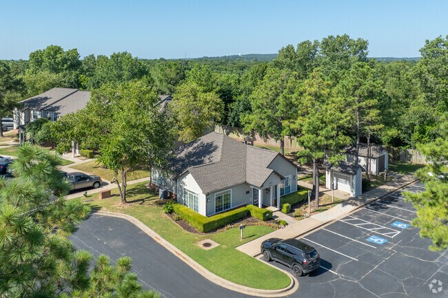Leasing Office - Cambridge Court Apartment Homes
