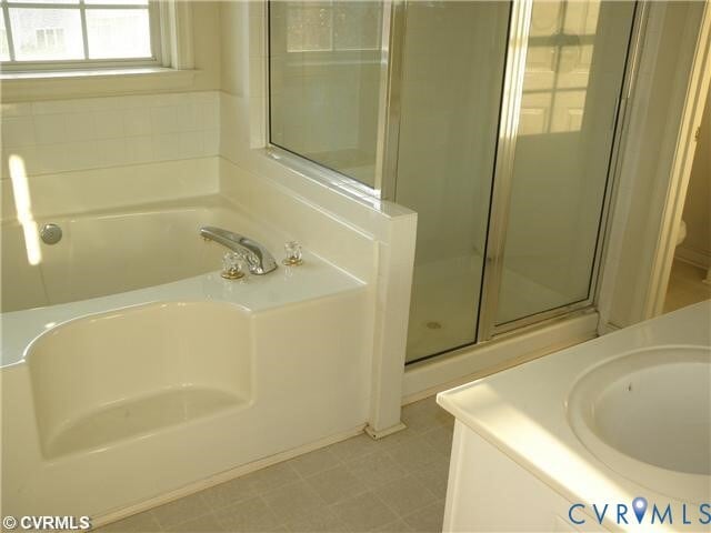 Photo - 10520 Runnymeade Dr