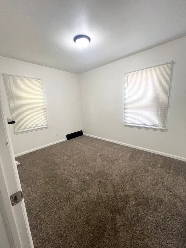 Photo - 15823 Woodworth