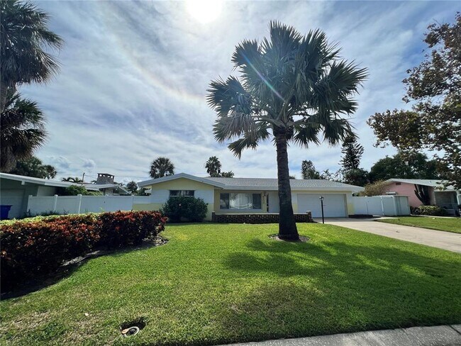 Photo - 4200 49th Ave S