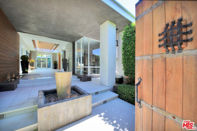 Photo - 3054 Elvido Dr