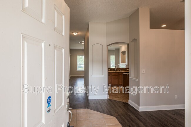 Photo - 6567 Chester Park Dr