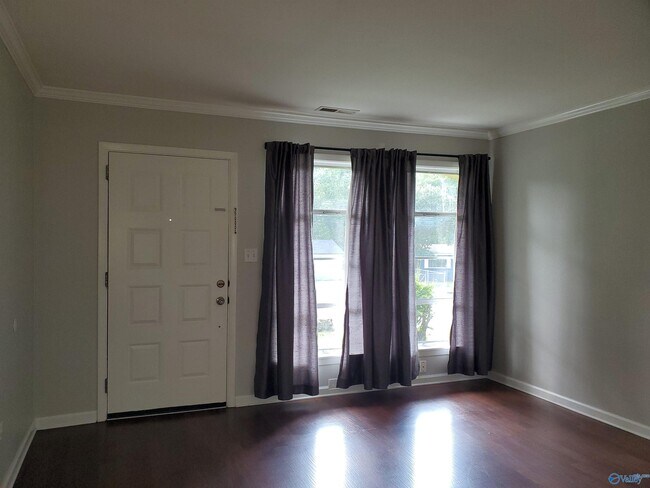 Photo - 2248 Norwood Dr NW