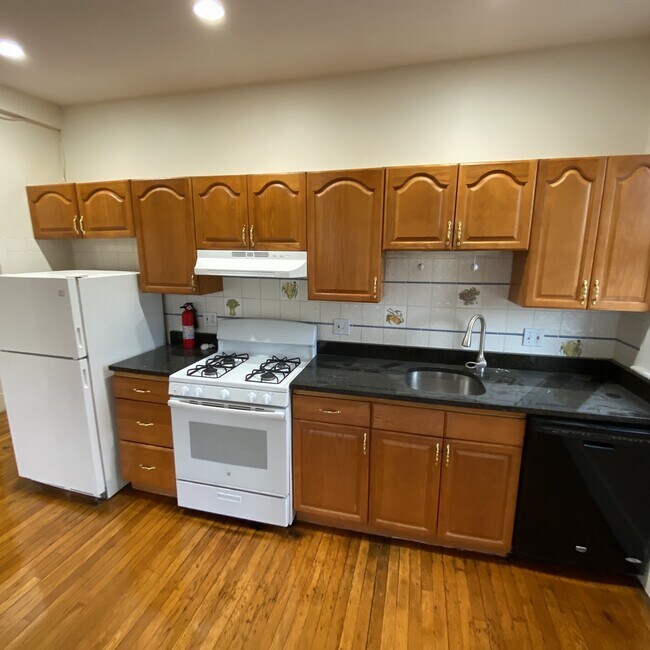 Photo - 1412 Commonwealth Ave Unit 16