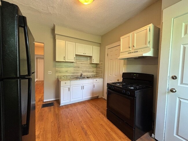 Building Photo - 27-29 Edmonds Street Unit 29-DN Rental