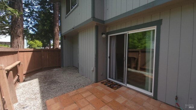 Photo - 2315 Cross Ave