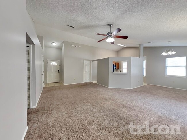 Photo - 635 Charles Pinckney St