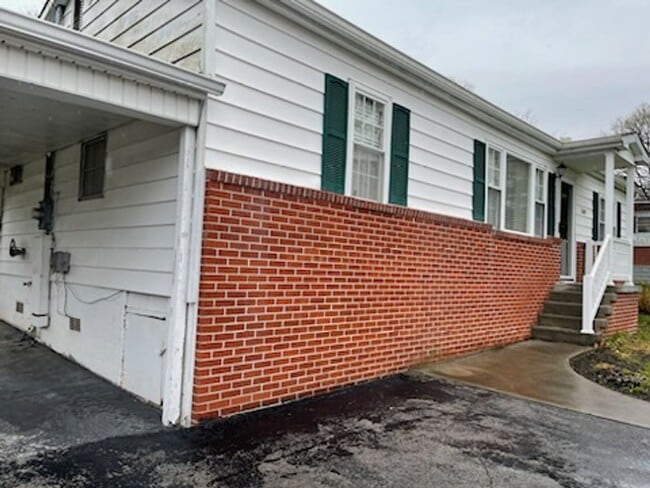 749 W Union Valley Rd