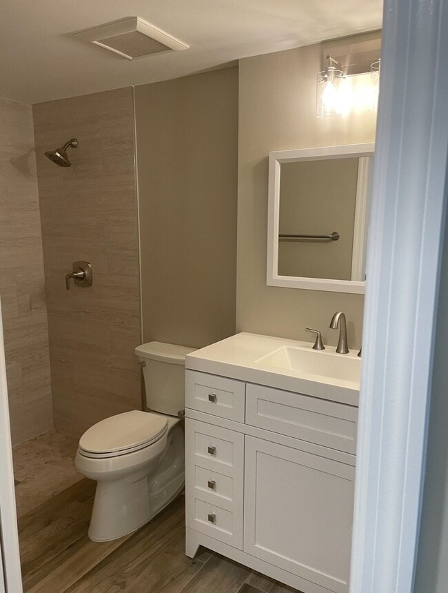 Building Photo - 6516 SW 20th Ct