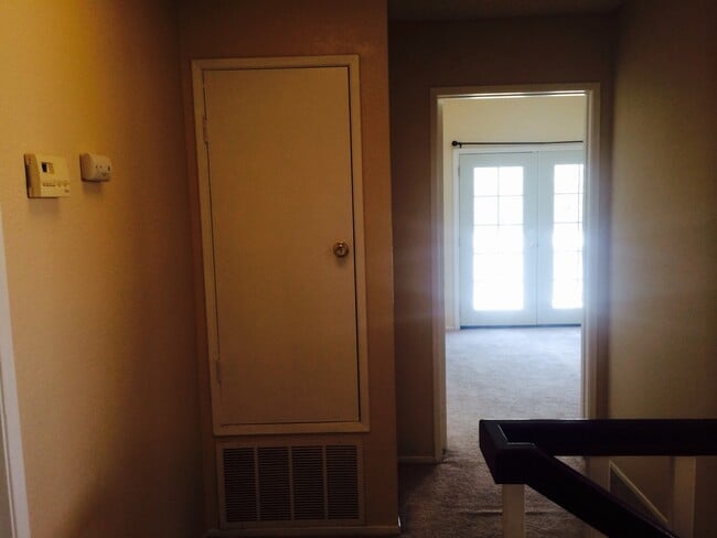 Photo - !! JUST REMODELED HOME AVAILABLE TODAYYY !!
