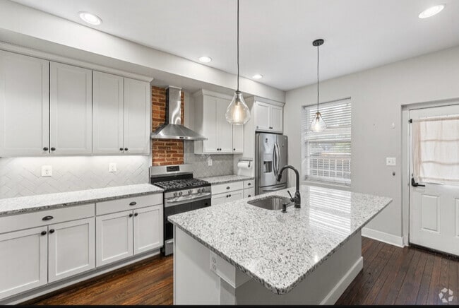 Building Photo - 416 S Lehigh St Rental