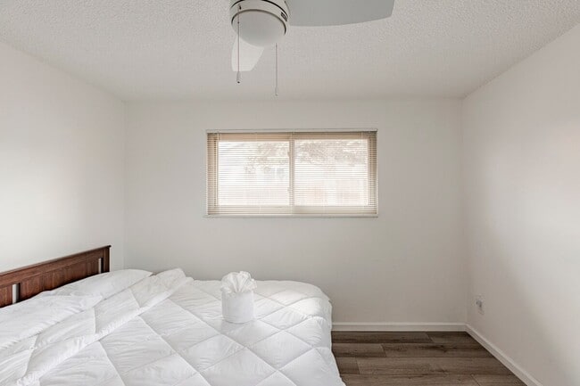 Photo - 6129 Wolff St