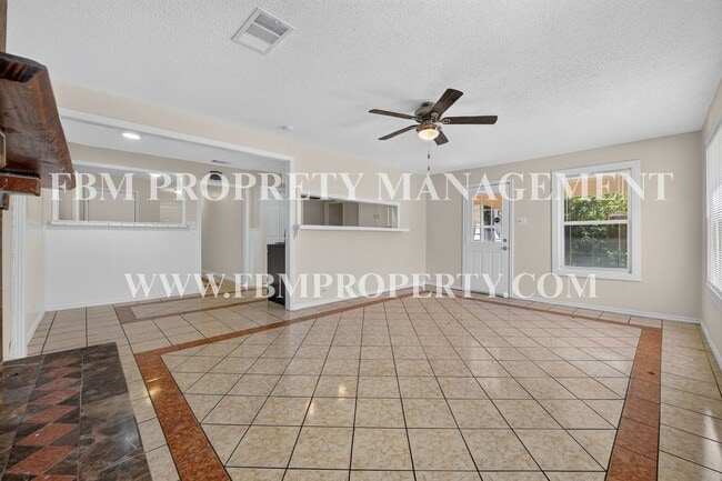 2358 Norwood Dr