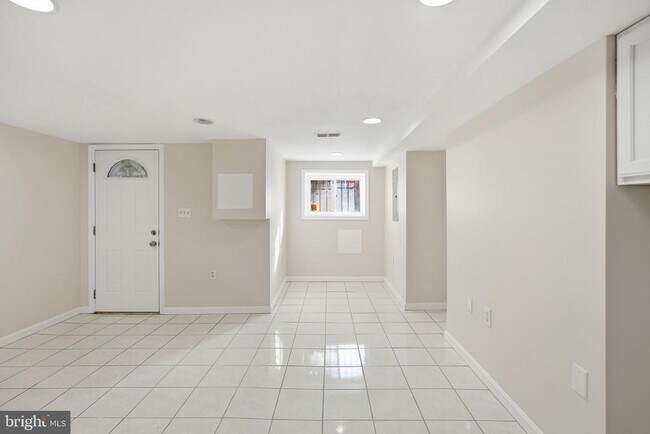 Photo - 58 Quincy Pl NE Unidad 1