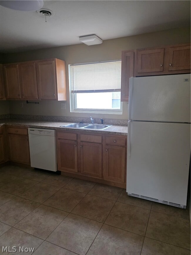 Photo - 9889 Johnnycake Ridge Rd Unit 3