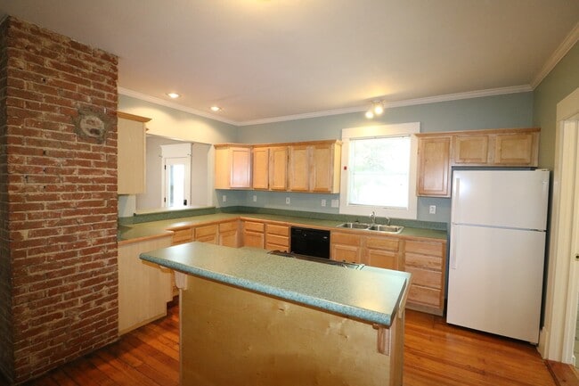 Photo - 826 Vattier Street Unit #1