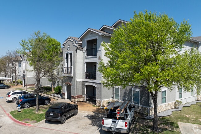 Riata Apartments