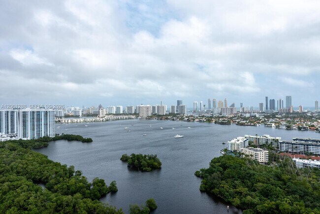 Photo - 16385 Biscayne Blvd Unit 2904