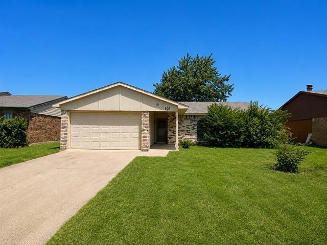 Building Photo - 805 Circle Cove Dr