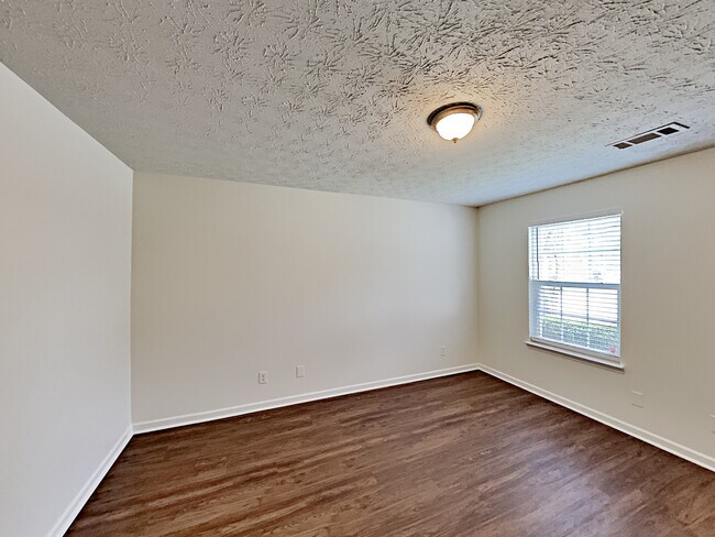 Photo - 2999 Storybook Ln