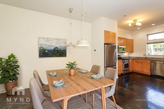 Photo - 1222 32nd St