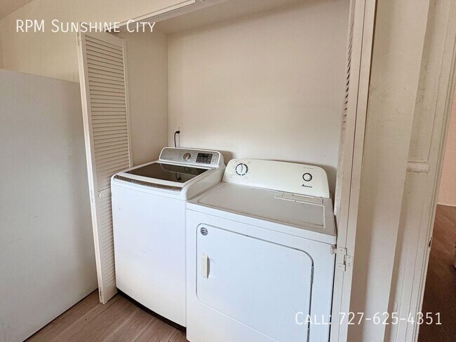 Photo - 3467 16th Ave S