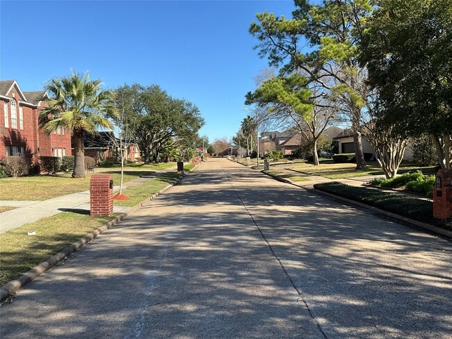 Photo - 7834 Wolfield Ln